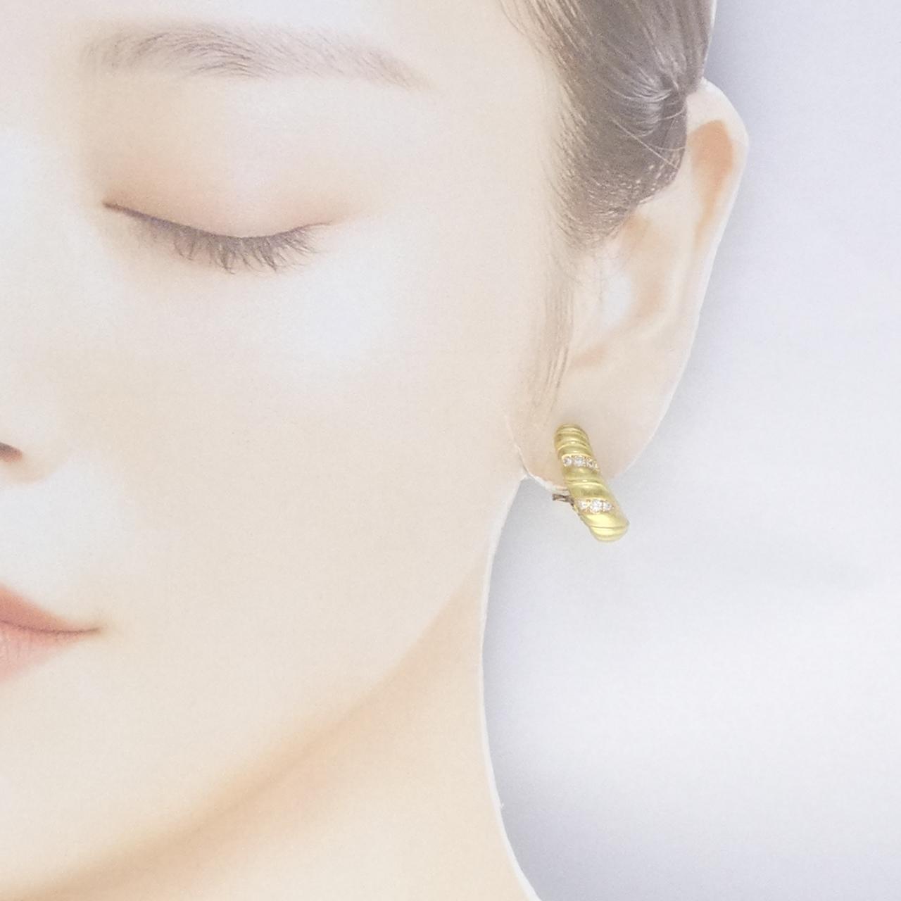Queen鑽石耳夹