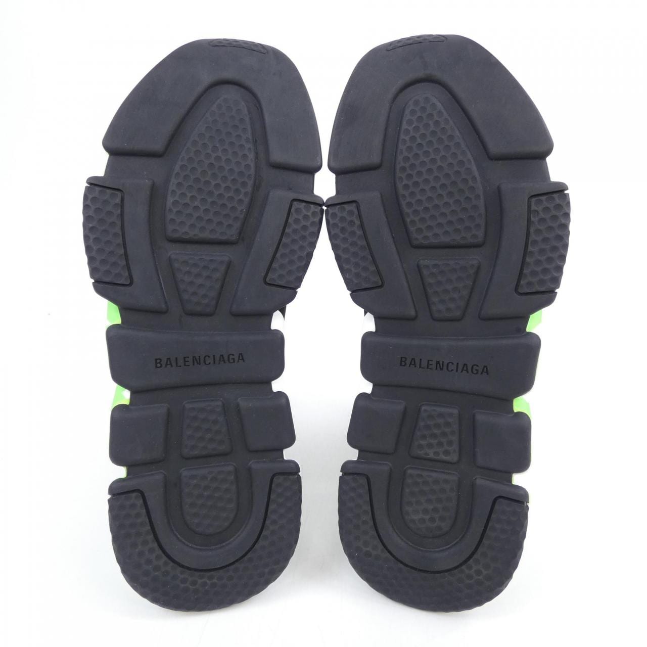 バレンシアガ BALENCIAGA 605972 スニーカー