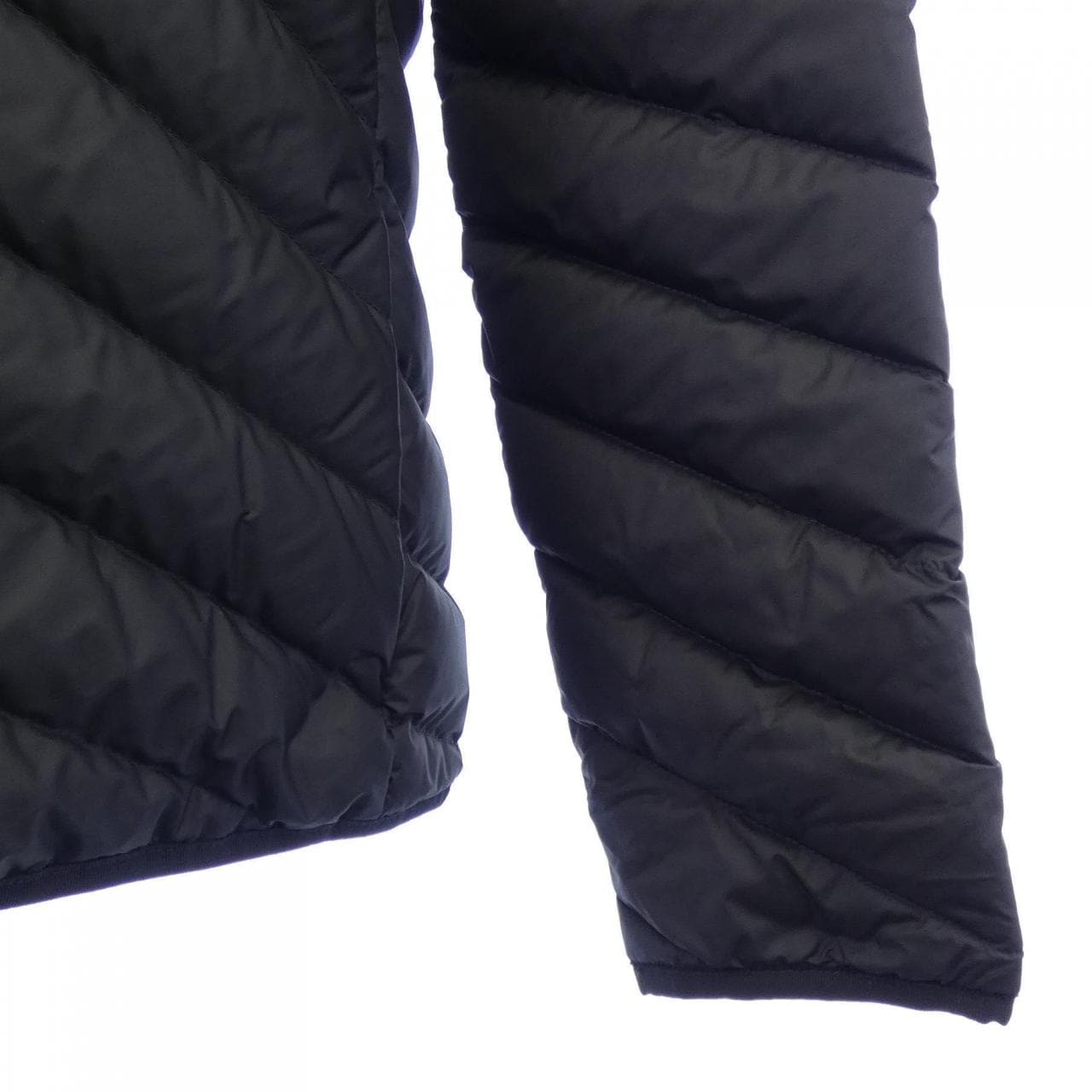 エルメス HERMES クルードセル 3H0185DA ダウンジャケット