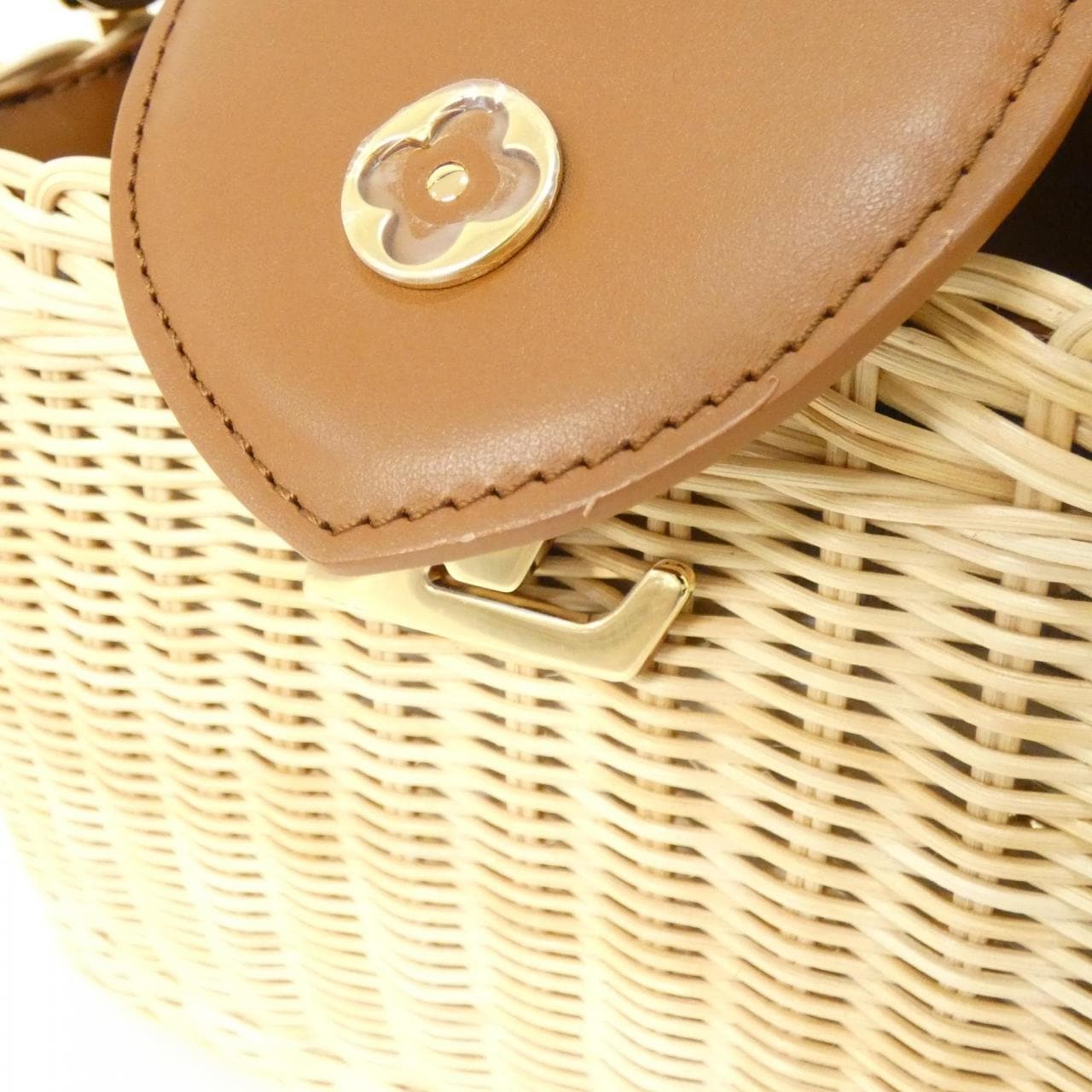 ルイヴィトン カプシーヌBB M26025 バッグ