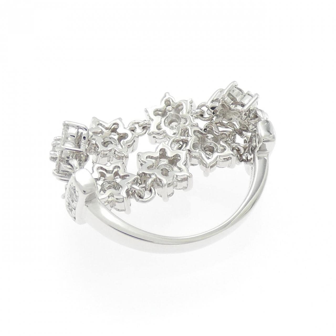 K18WG フラワー ダイヤモンド リング