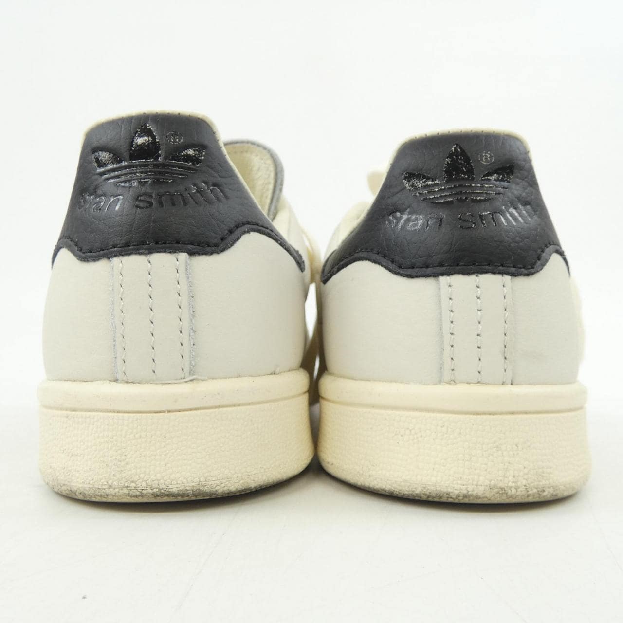 アディダス ADIDAS B37897 スニーカー