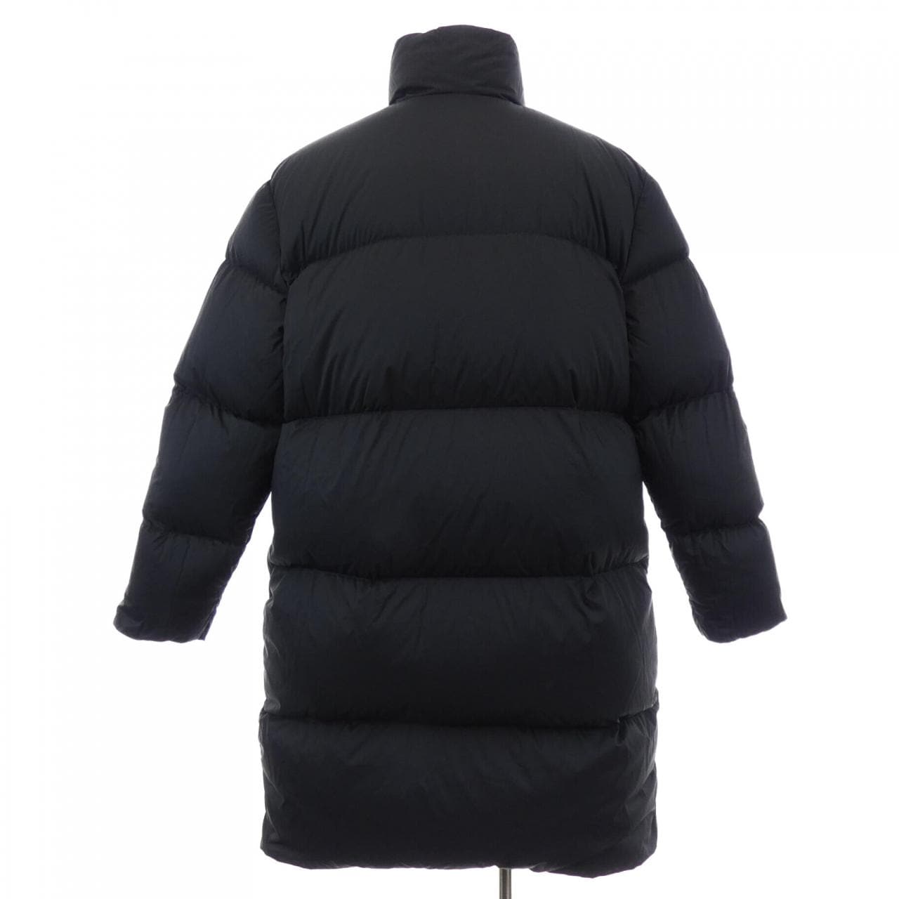 ルイヴィトン LOUIS VUITTON リバーシブルウインタリーダウンパーカ HOK50ETI4 ダウンコート