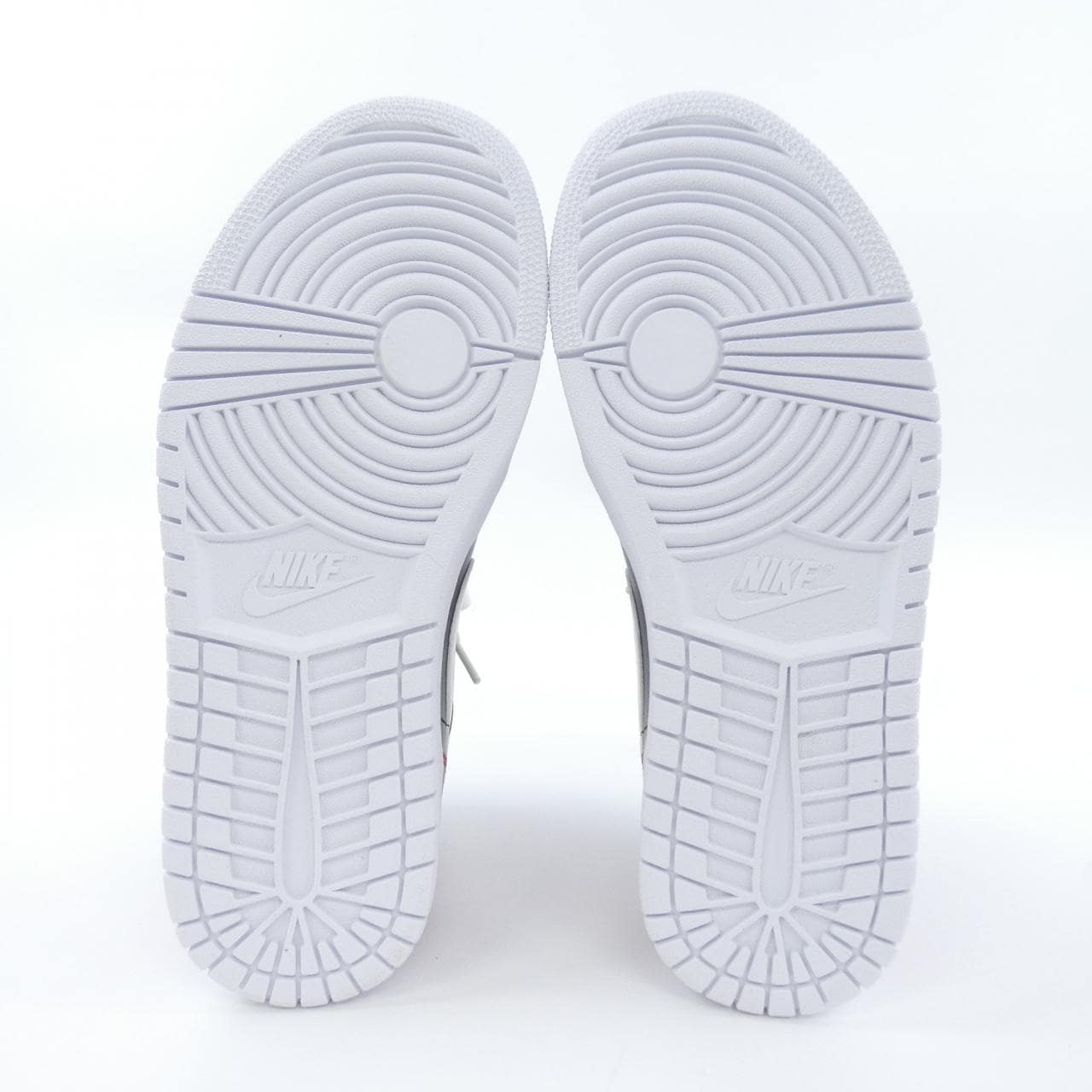 ナイキ ジョーダン NIKE JORDAN BQ6472-016 スニーカー