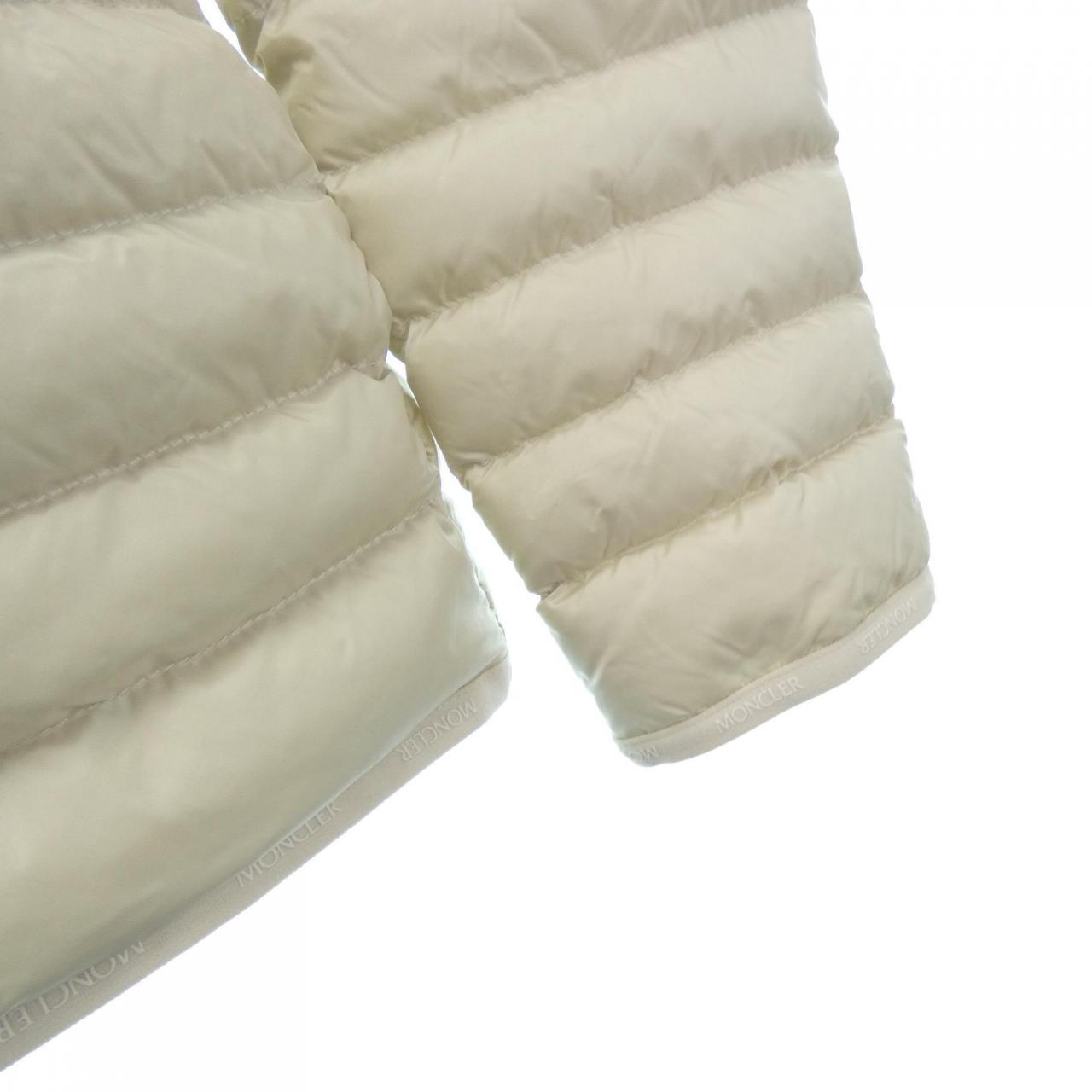 モンクレール MONCLER ダウンジャケット