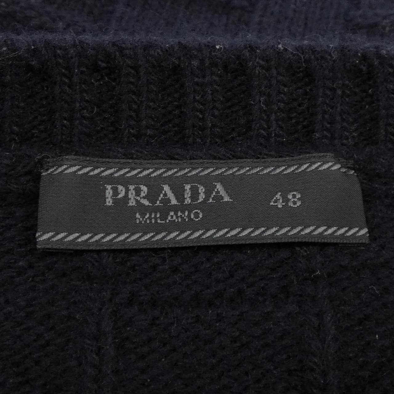 プラダ PRADA UMB889 S000 ニット