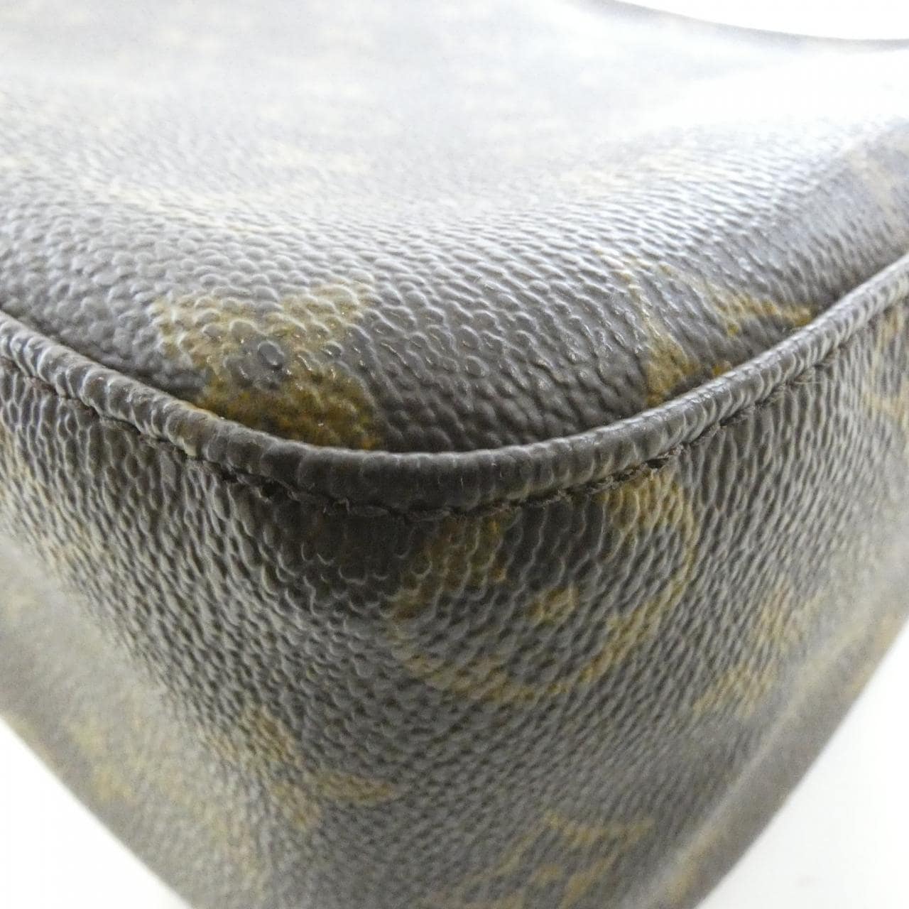 ルイヴィトン モノグラム ルーピング MM M51146 ショルダーバッグ