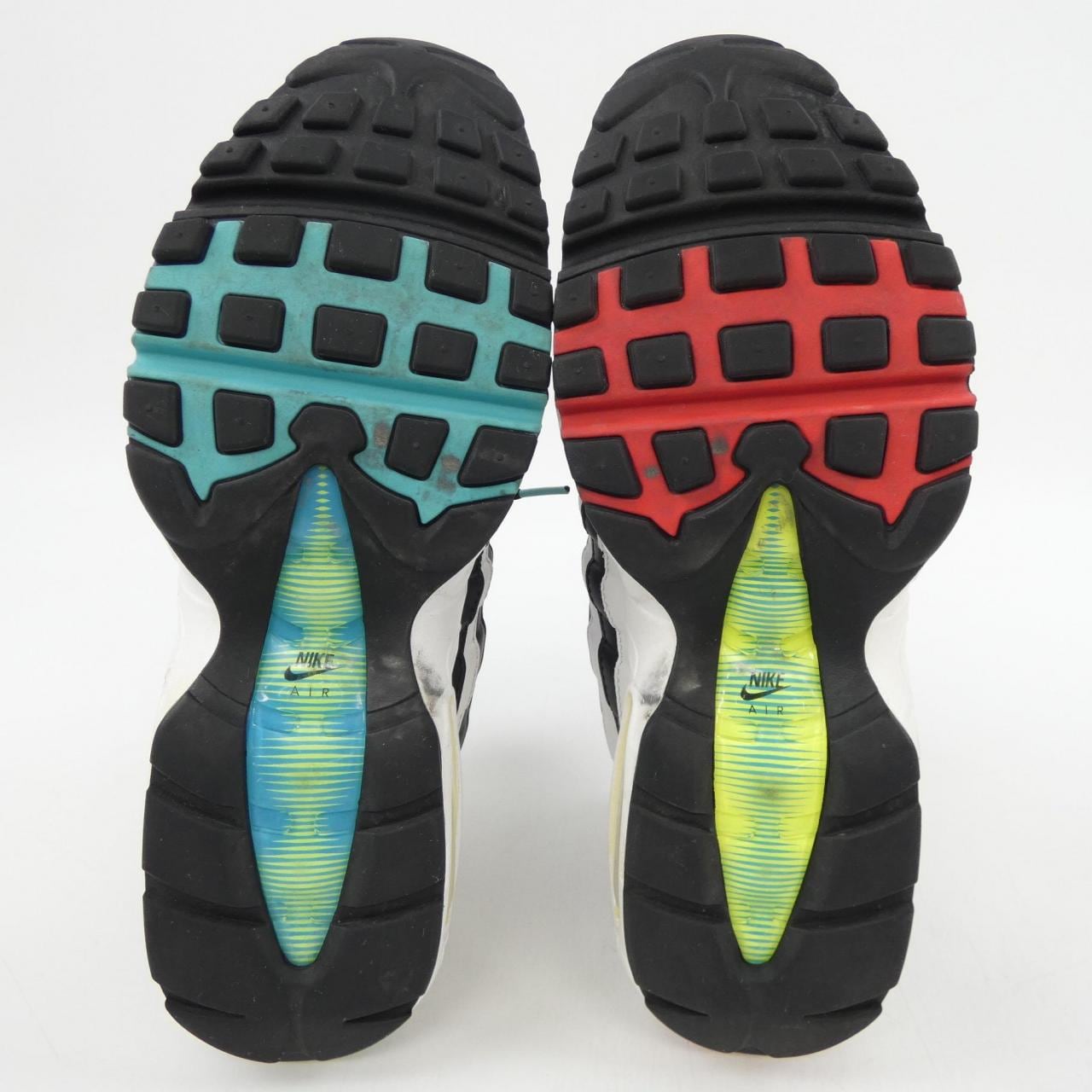 ナイキ NIKE CJ0589-001 スニーカー