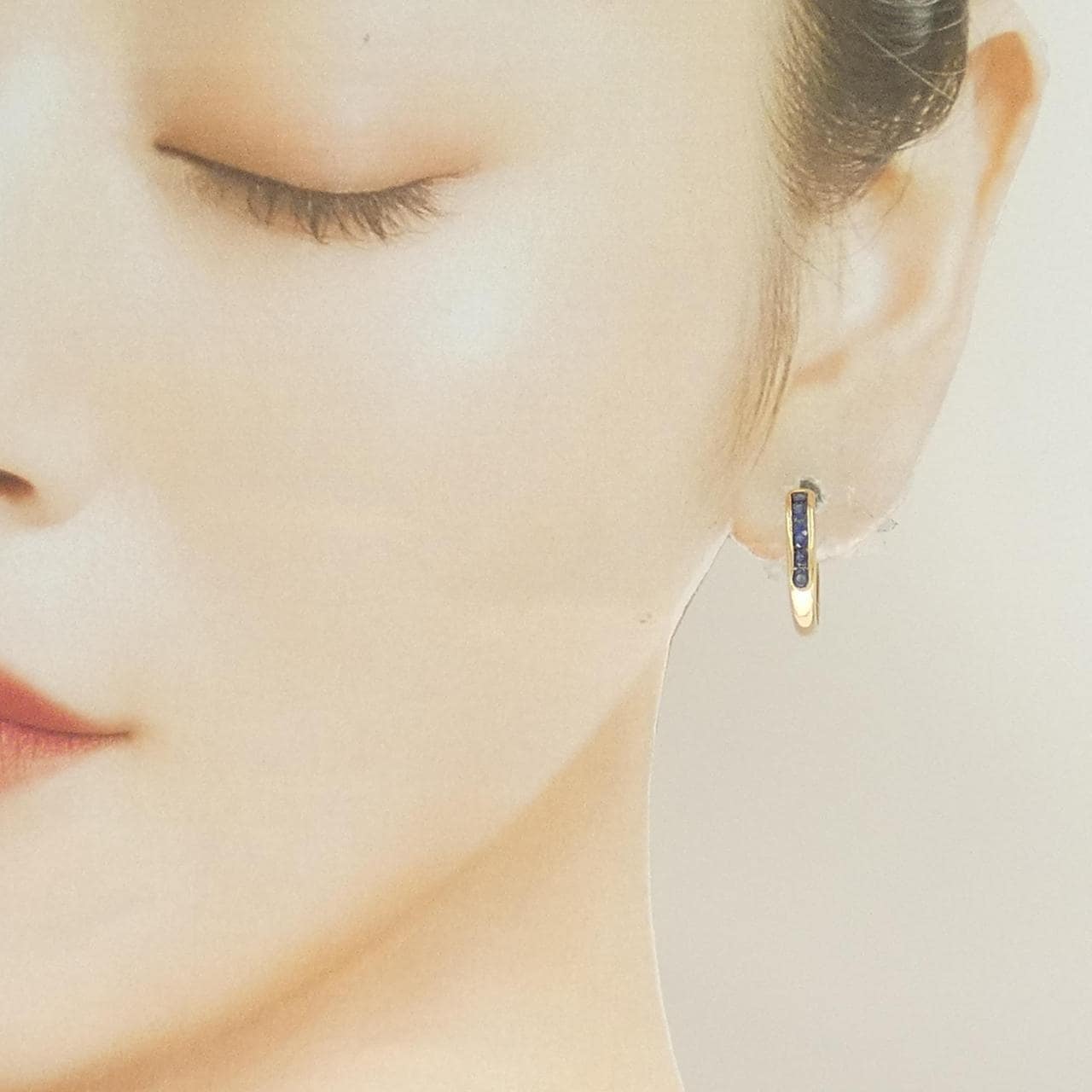 K18YG サファイヤ フープ ピアス 0.72CT