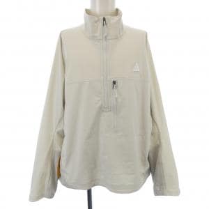 ナイキ NIKE トップス