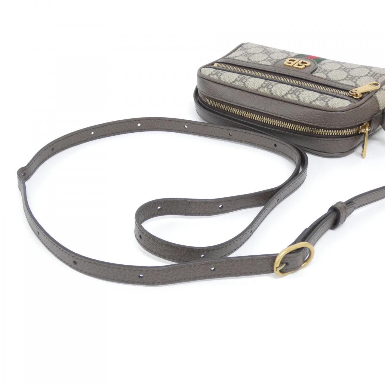 バレンシアガ ハッカー カメラ バッグ 680128 2103U ショルダーバッグ