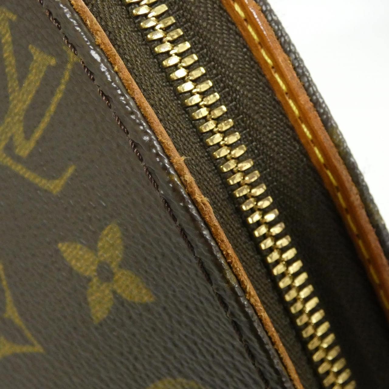 ルイヴィトン モノグラム エリプス MM M51126 バッグ