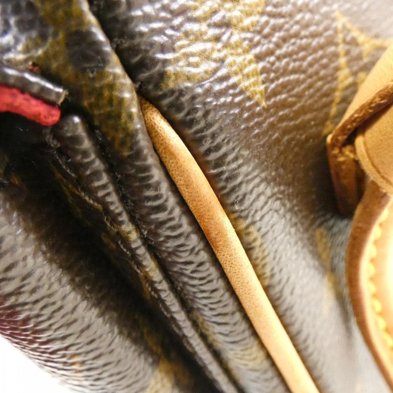 ルイヴィトン モノグラム ヴィバ シテ MM M51164 ショルダーバッグ