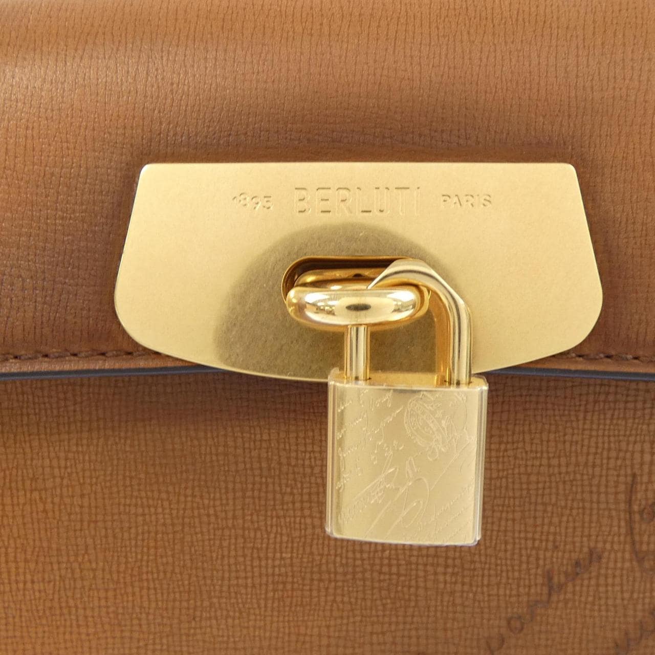 ベルルッティ Berluti エミーオスクリットレザーメッセンジャー BAG