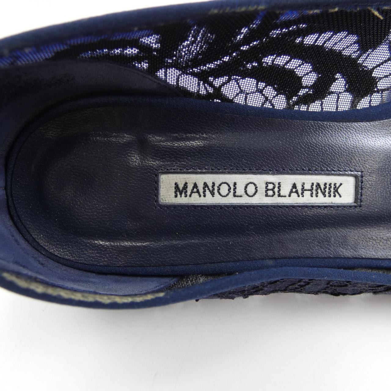 マノロブラニク MANOLO BLAHNIK フラットシューズ