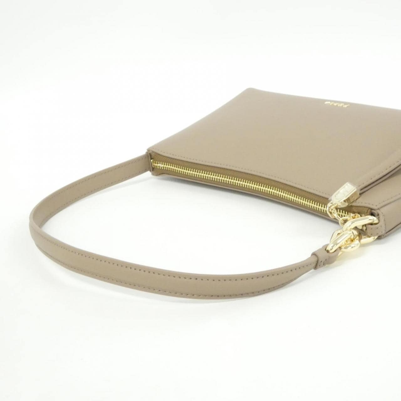 【新品】フルラ CASSIOPEA WE00842 ショルダーバッグ