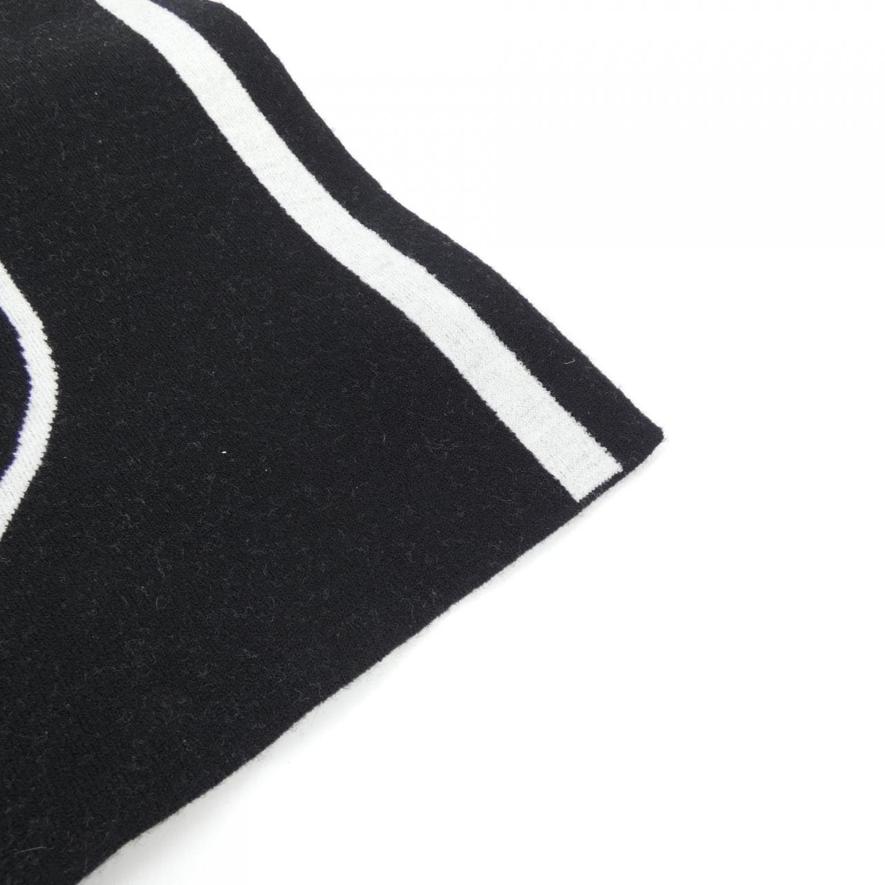 シャネル CHANEL 2次元コード AAA710B19066 MUFFLER