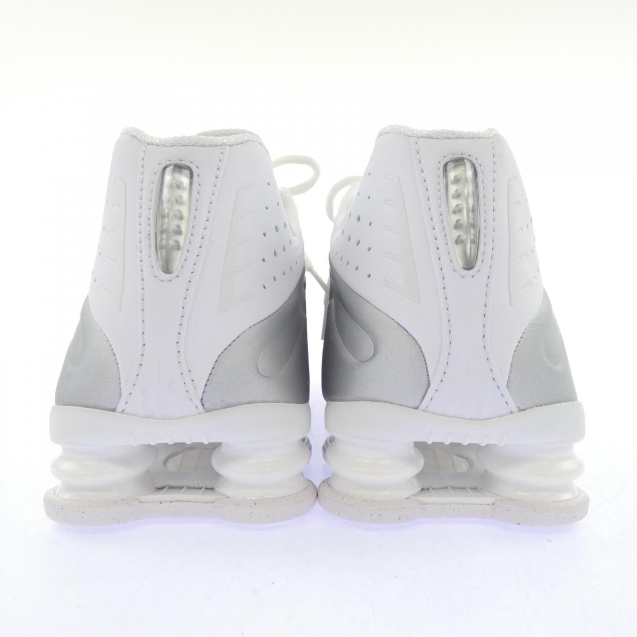 ナイキ NIKE HQ1988-101 スニーカー