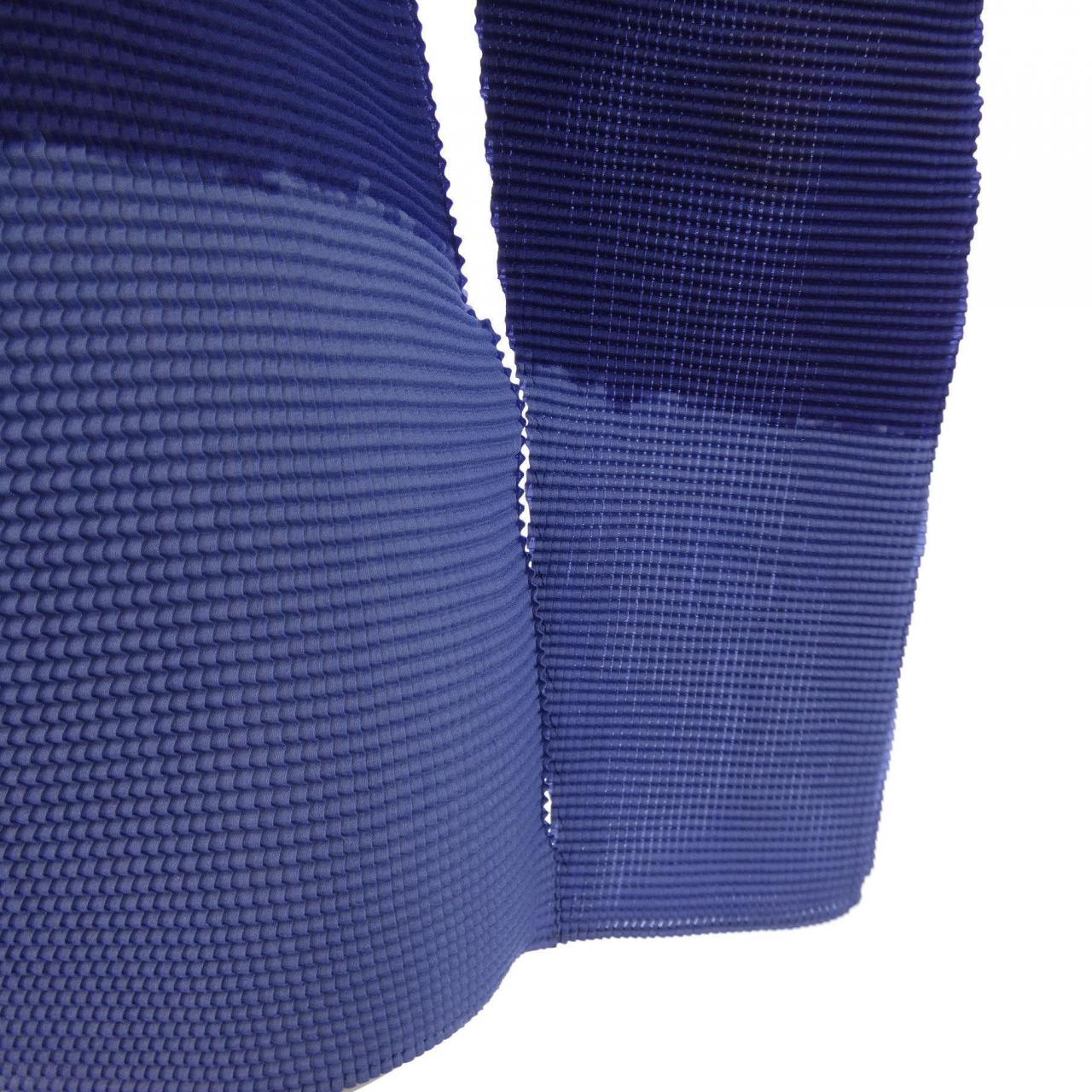 ミーイッセイミヤケ me ISSEY MIYAKE MI63FJ231 トップス