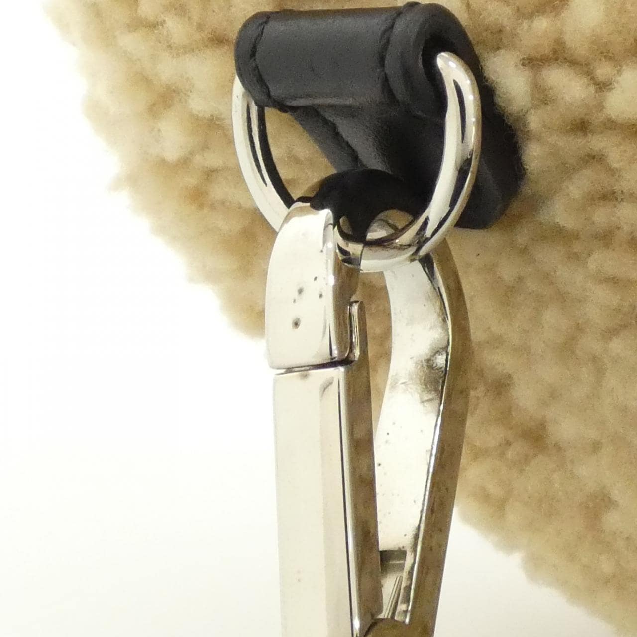 フェンディ 7AS329 APDW ショルダーバッグ