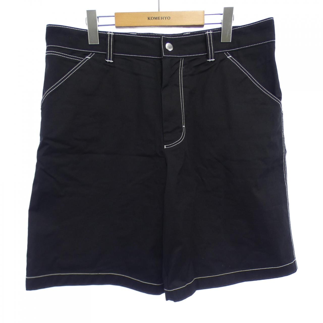 PRADA ブラックショートパンツ サイズ40 三越伊勢丹 | PRADA/プラダ_Women通販 | Re-Nylon ショート