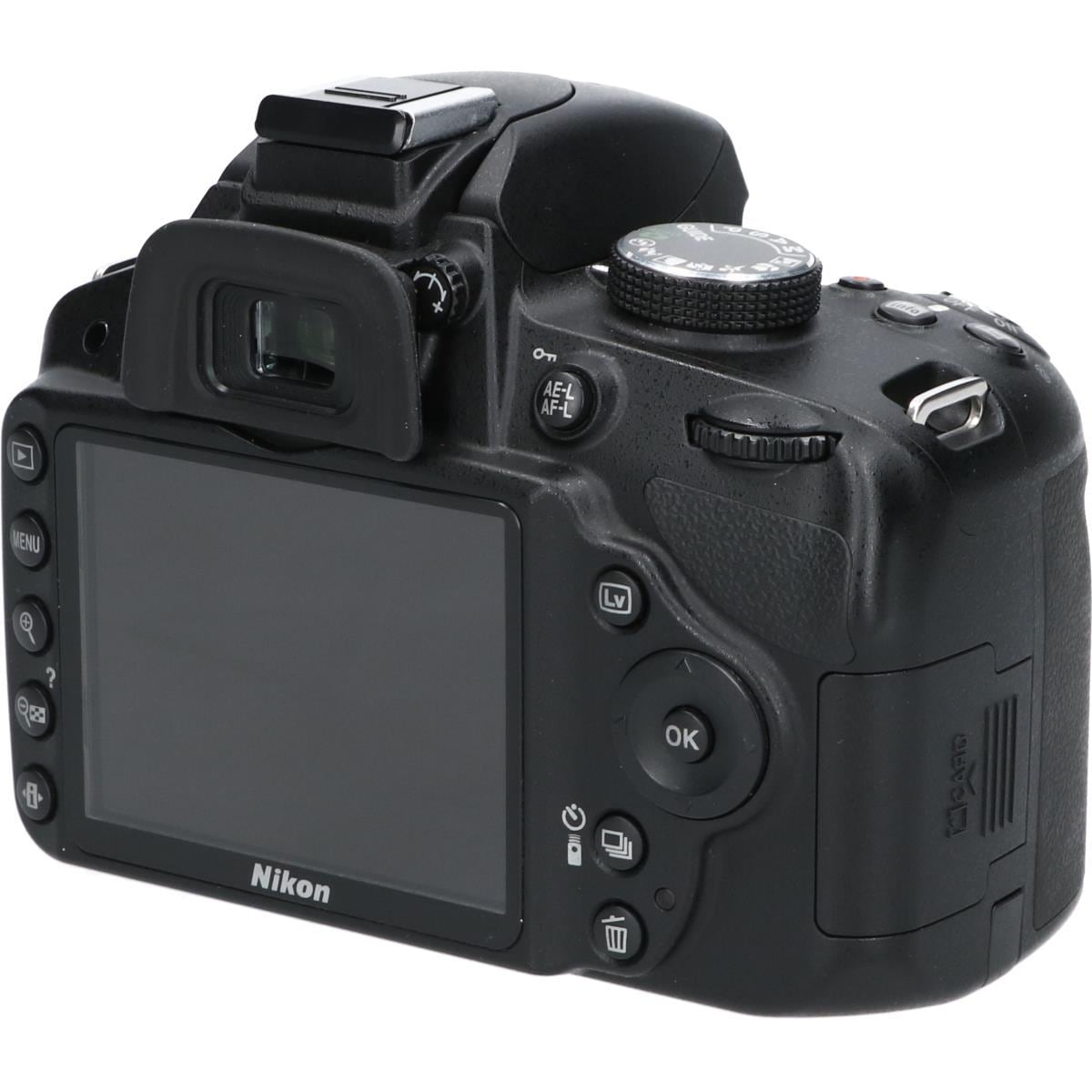 D3200