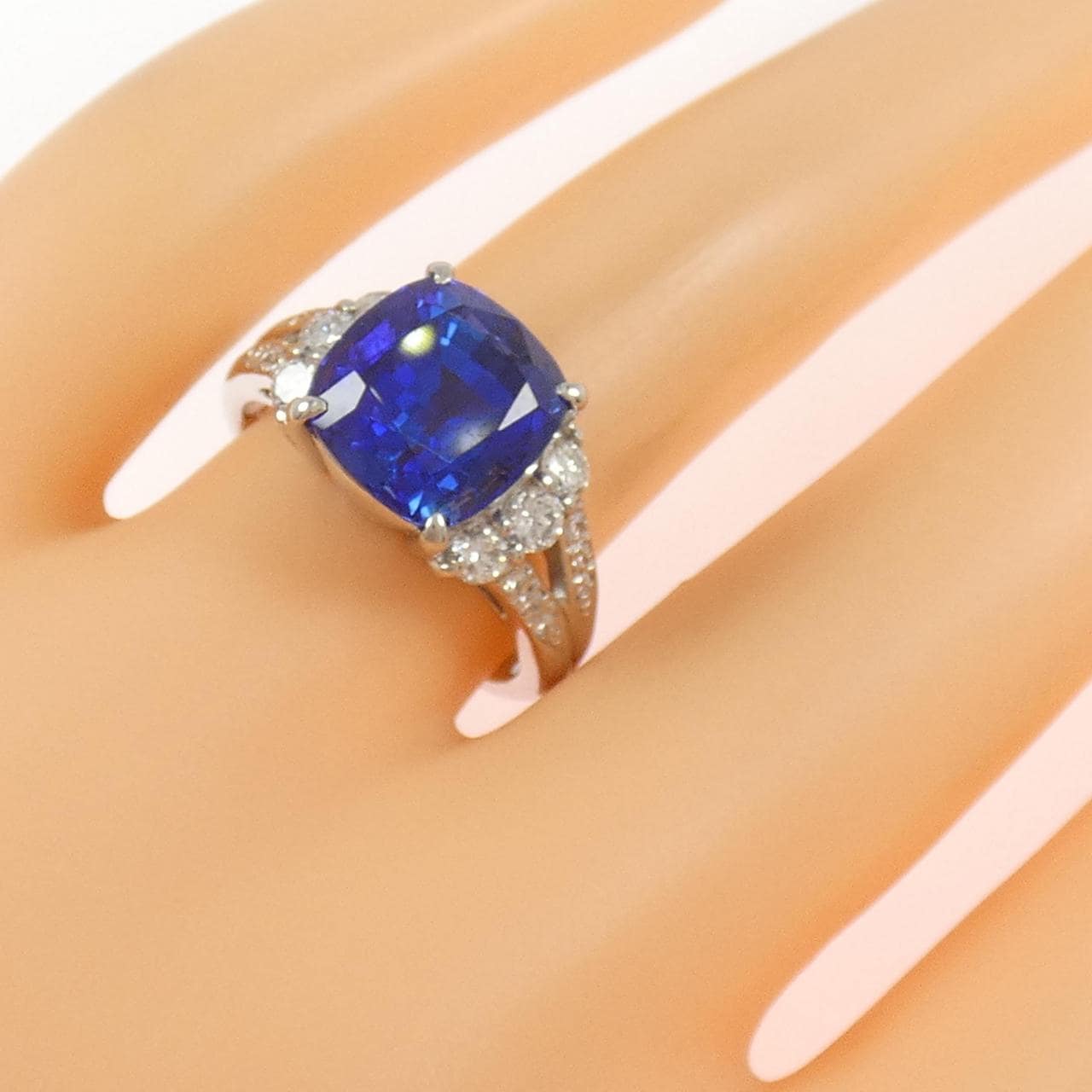 PT900 タンザナイト リング 5.08CT