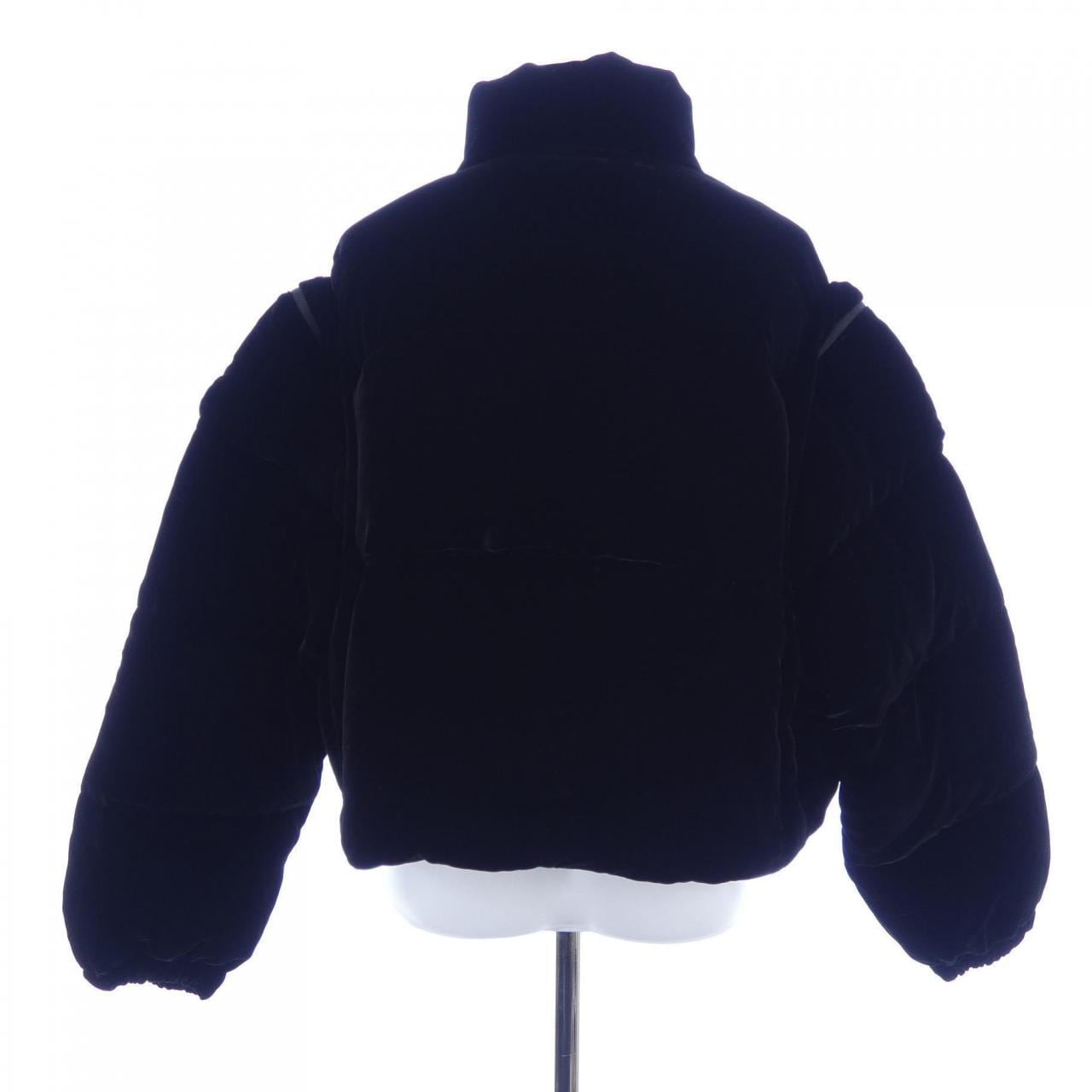 プラダ PRADA トライアングルロゴ 291805 S222 178Y ダウンジャケット