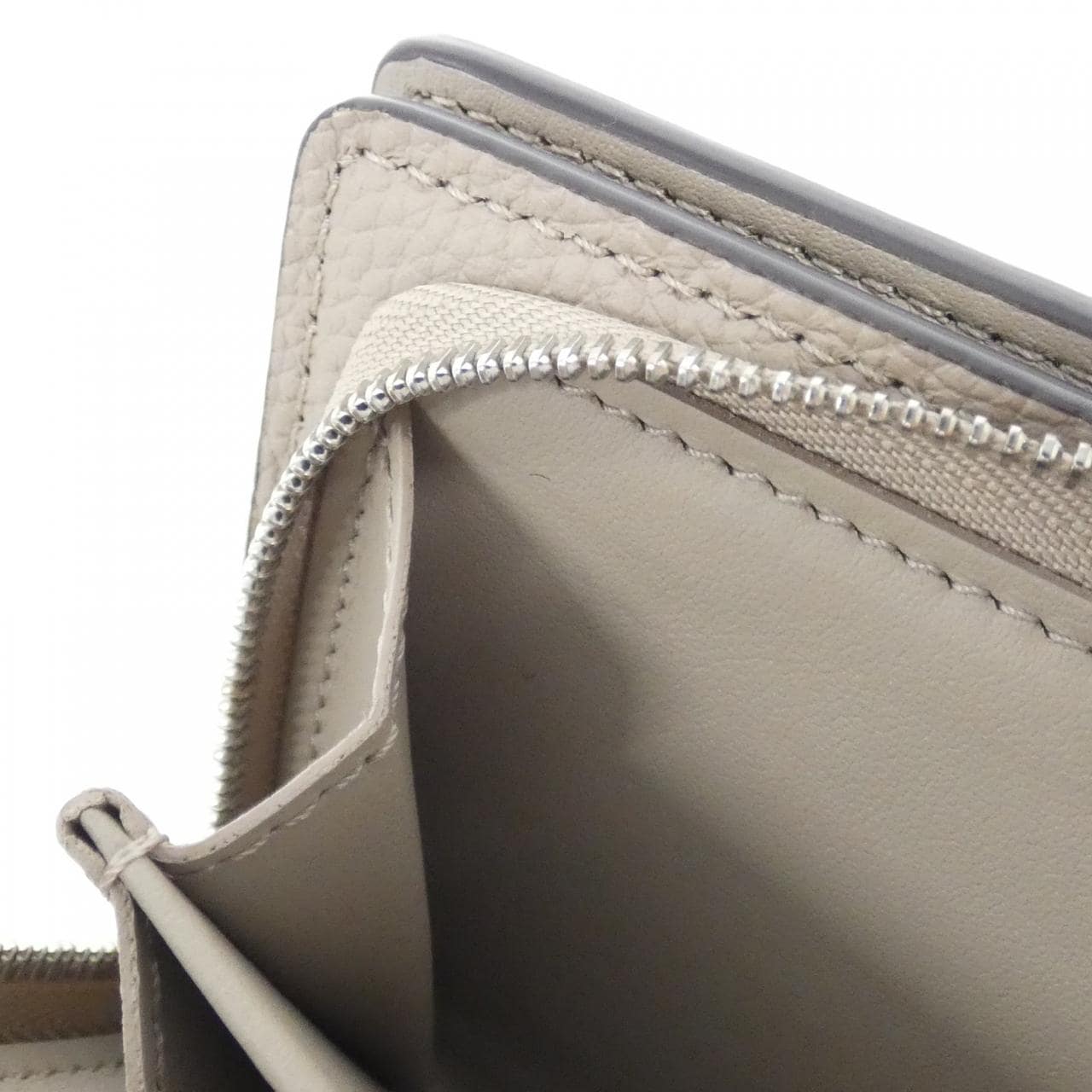ルイヴィトン マヒナ ポルトフォイユ クレア M80817 財布