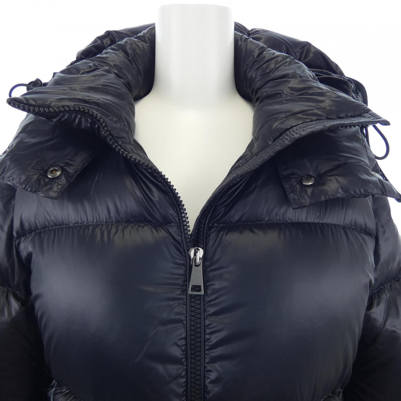 モンクレール MONCLER ダウンジャケット