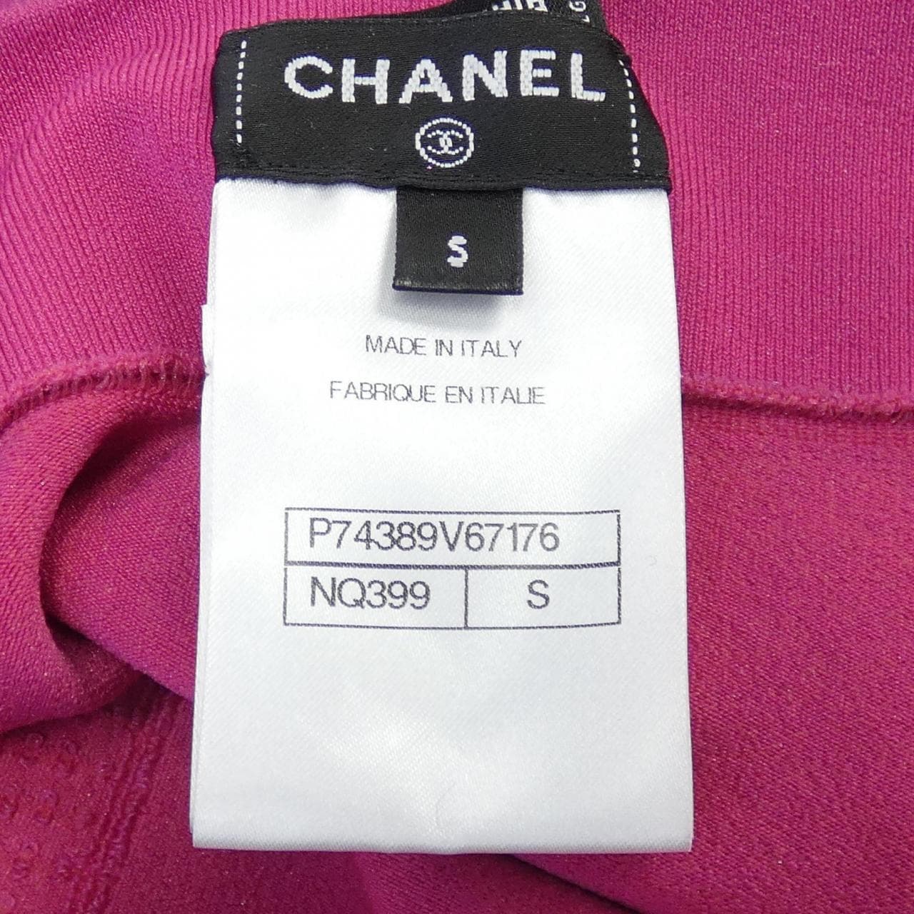 CHANEL leggings