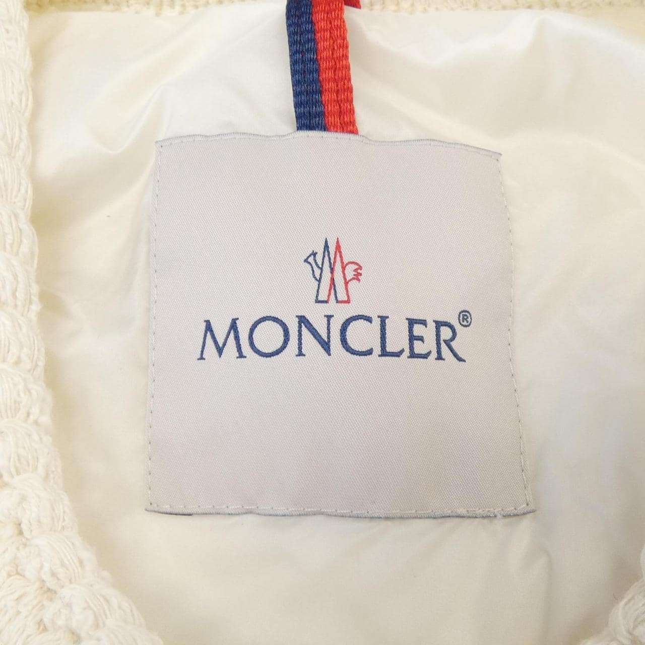 モンクレール MONCLER ダウンジャケット