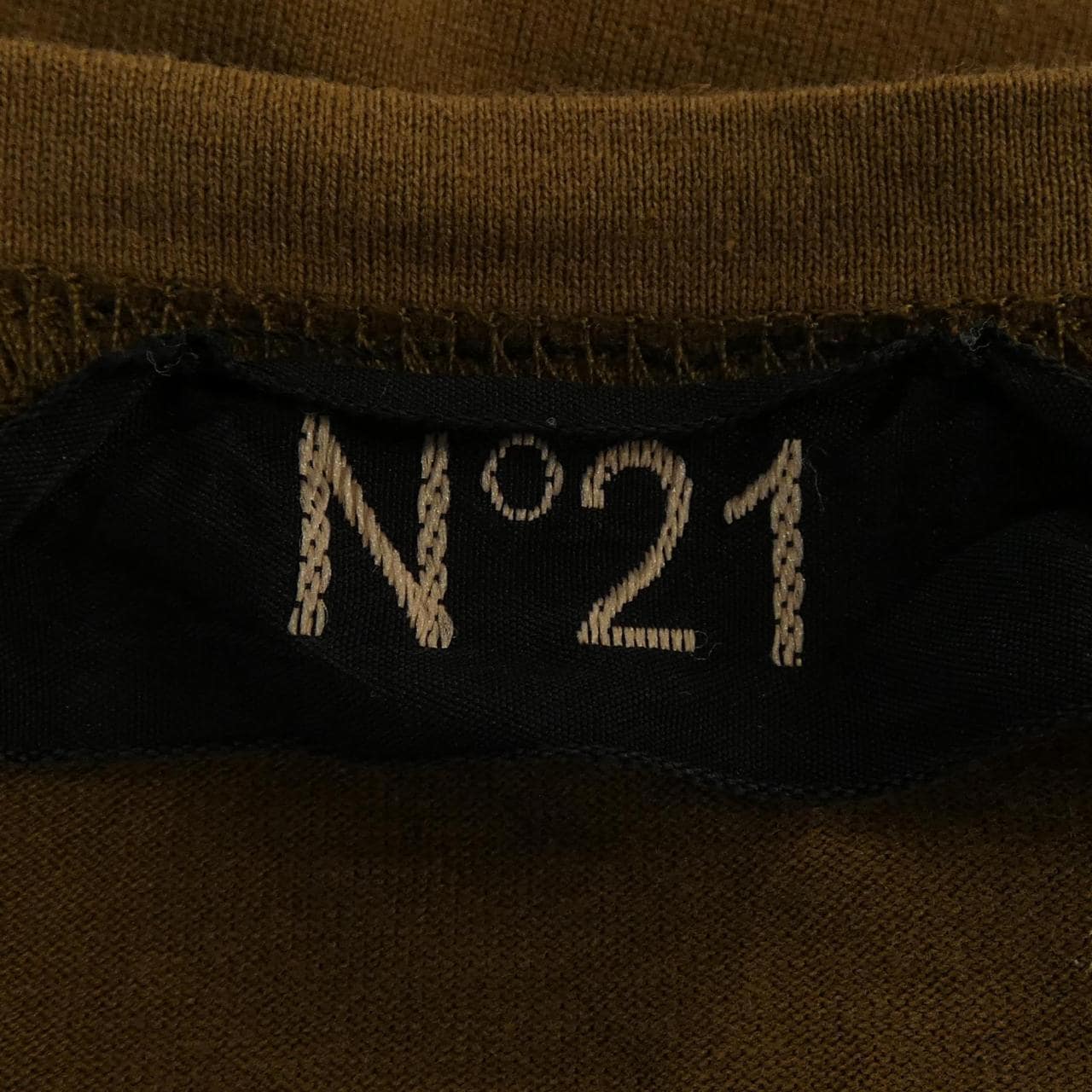 ヌメロヴェントゥーノ N°21 Tシャツ