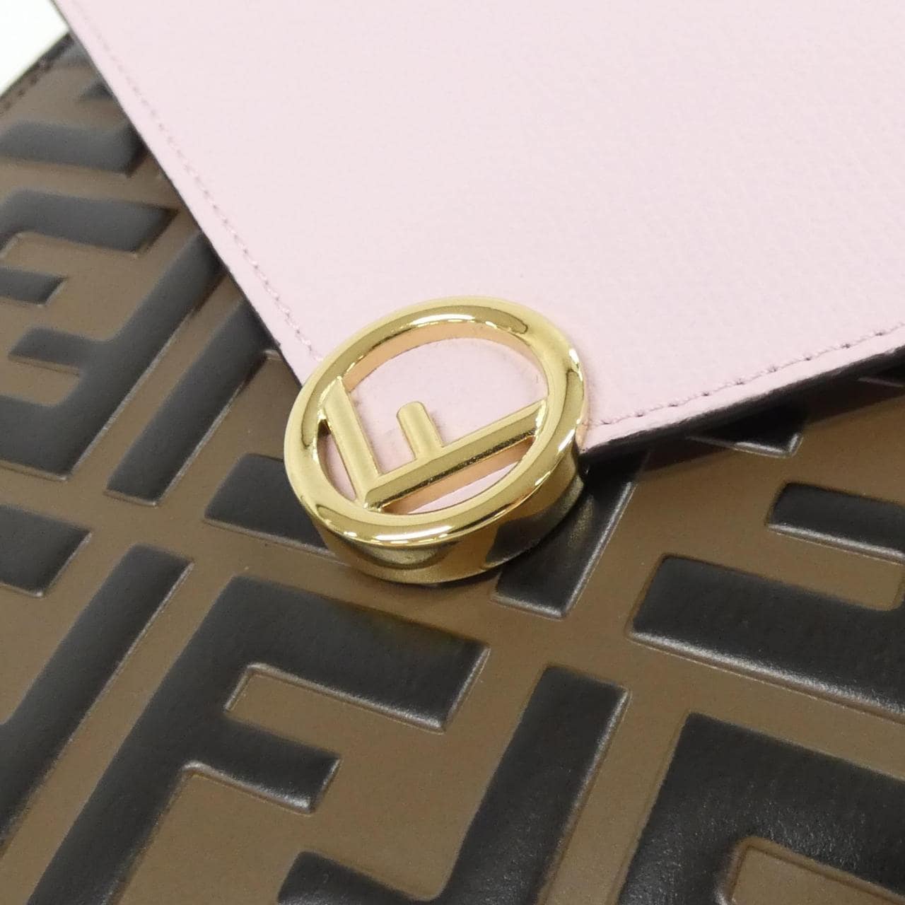 フェンディ F IS FENDI BUSTA MEDIUM 8N0151 A6CB ポーチ