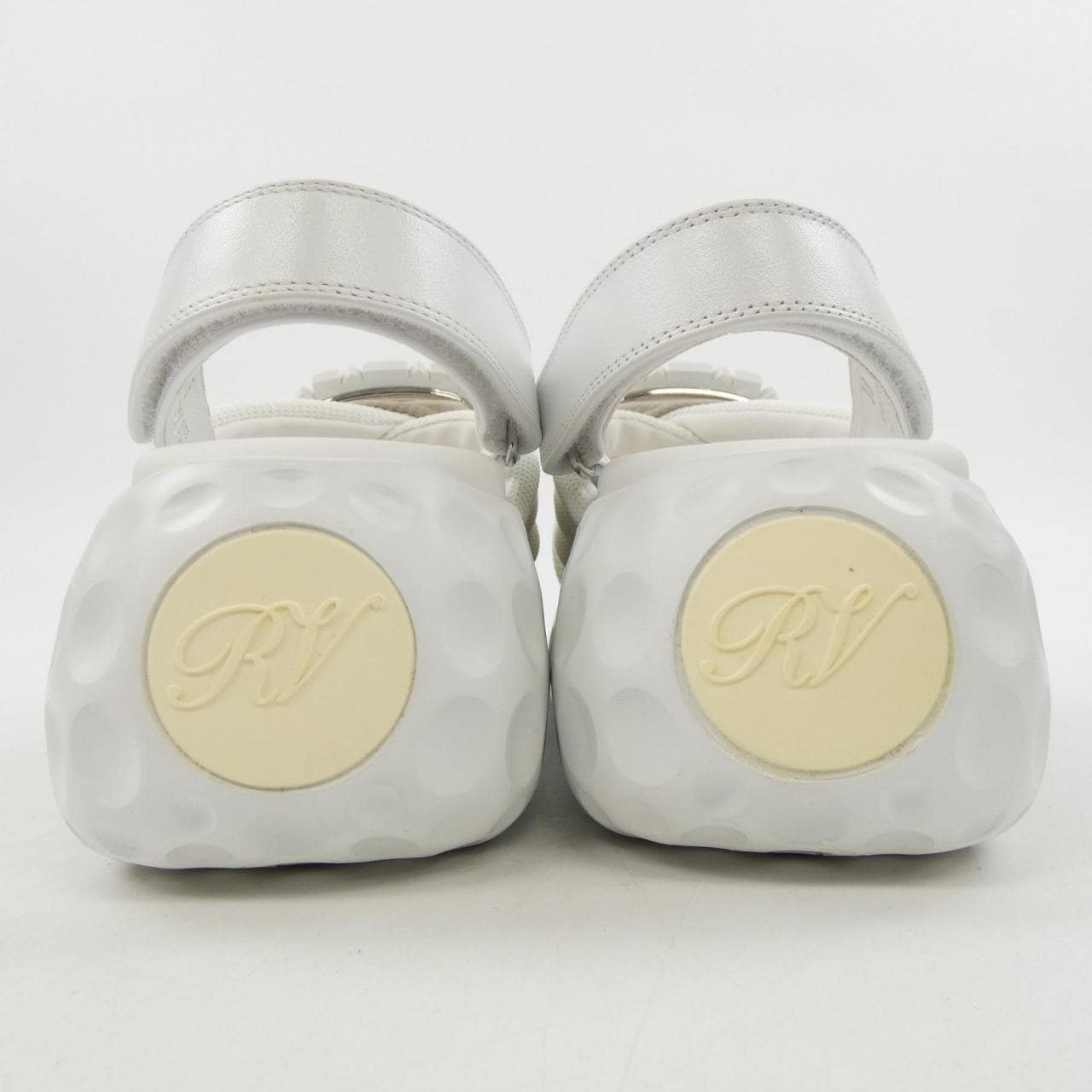 ロジェヴィヴィエ ROGER VIVIER ヴィヴランライトストラスバックル サンダル