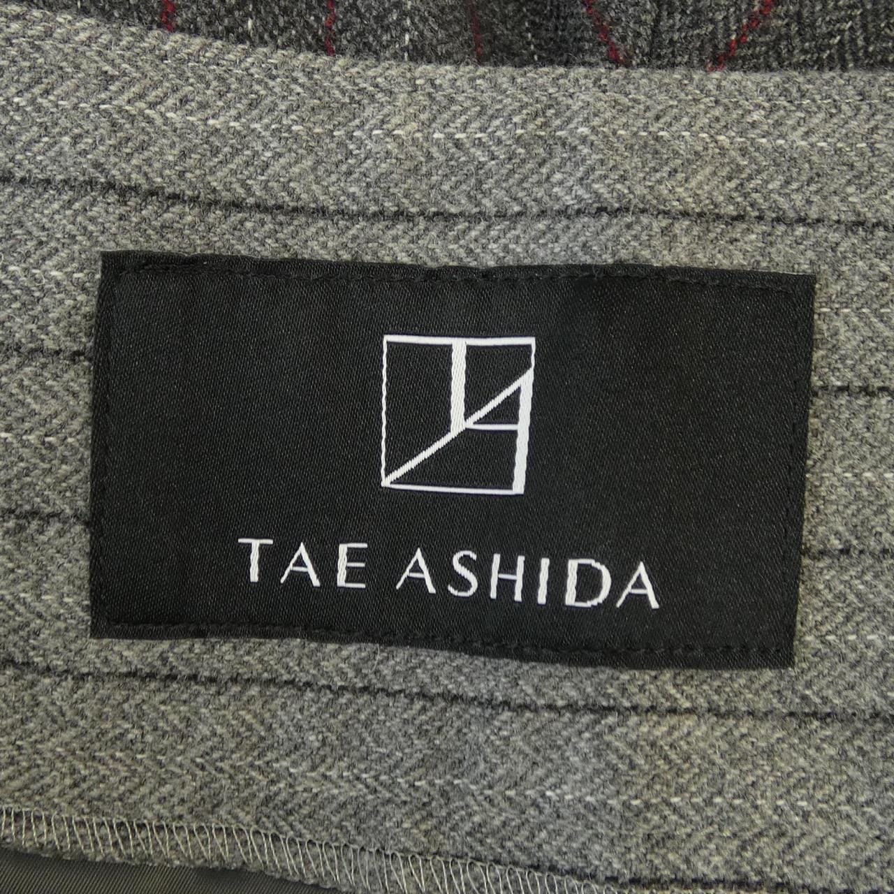 タエアシダ TAE ASHIDA パンツ