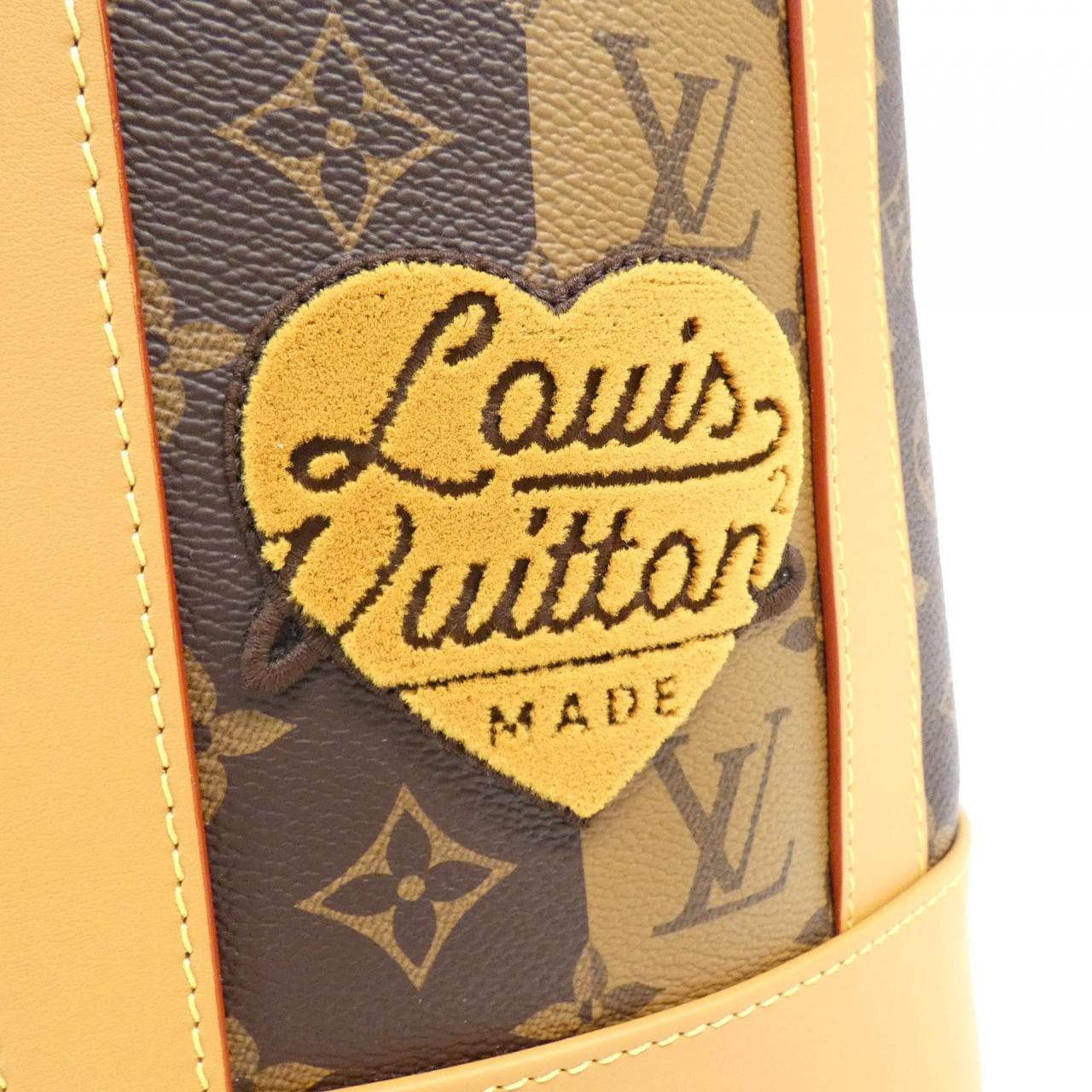 LOUIS VUITTON Monogram條紋（LV Squared）Randonnée 郵差包 M45968 單肩包