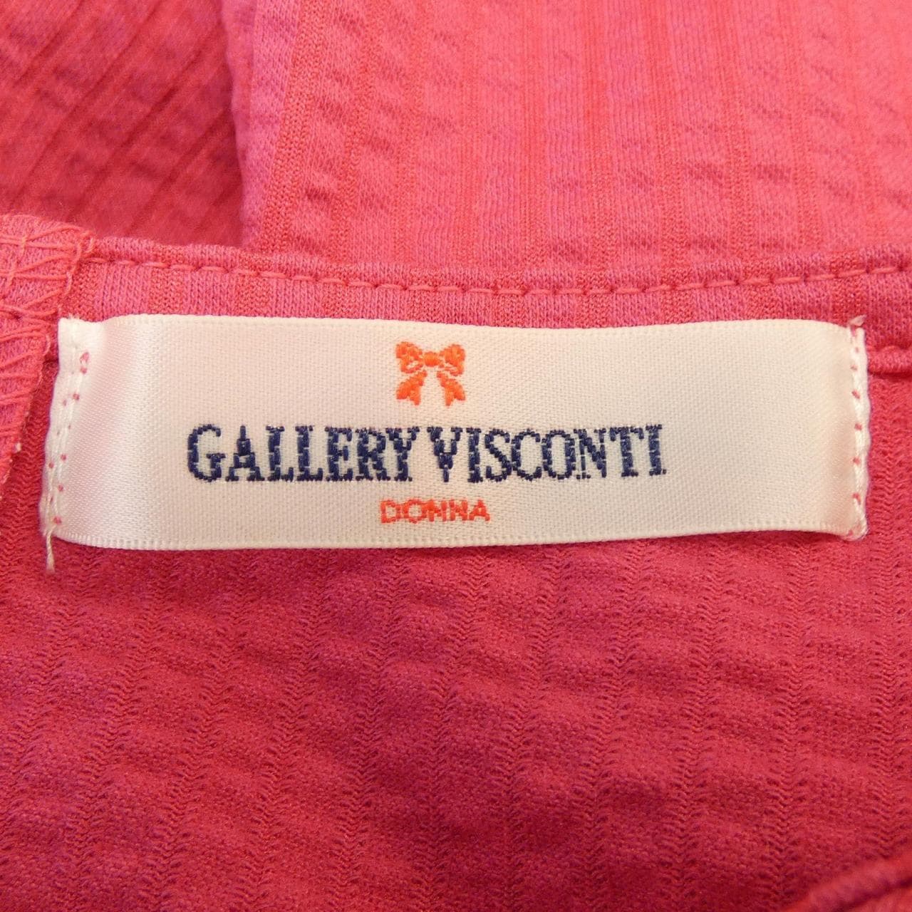 GALLERY VISCONTI Tops