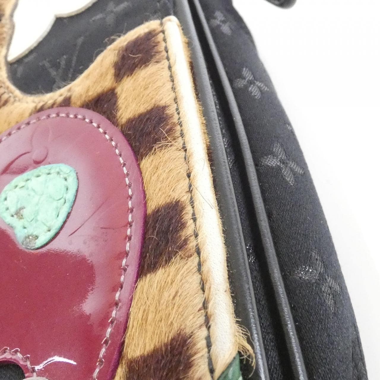 LOUIS VUITTON Comte de Fe Musette M92273 单肩包