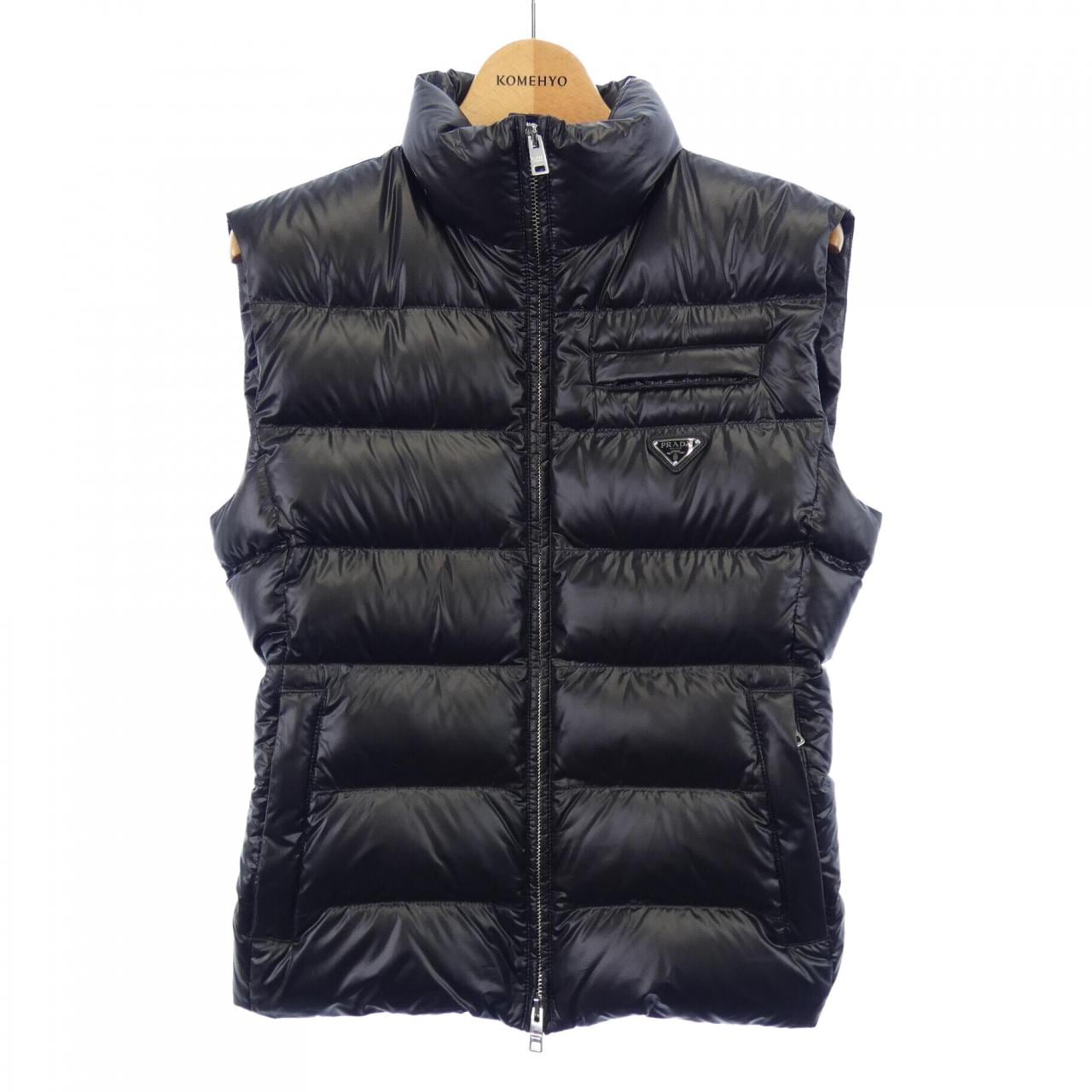 プラダ PRADA トライアングルロゴ 290546 R212 11HU ダウンベスト