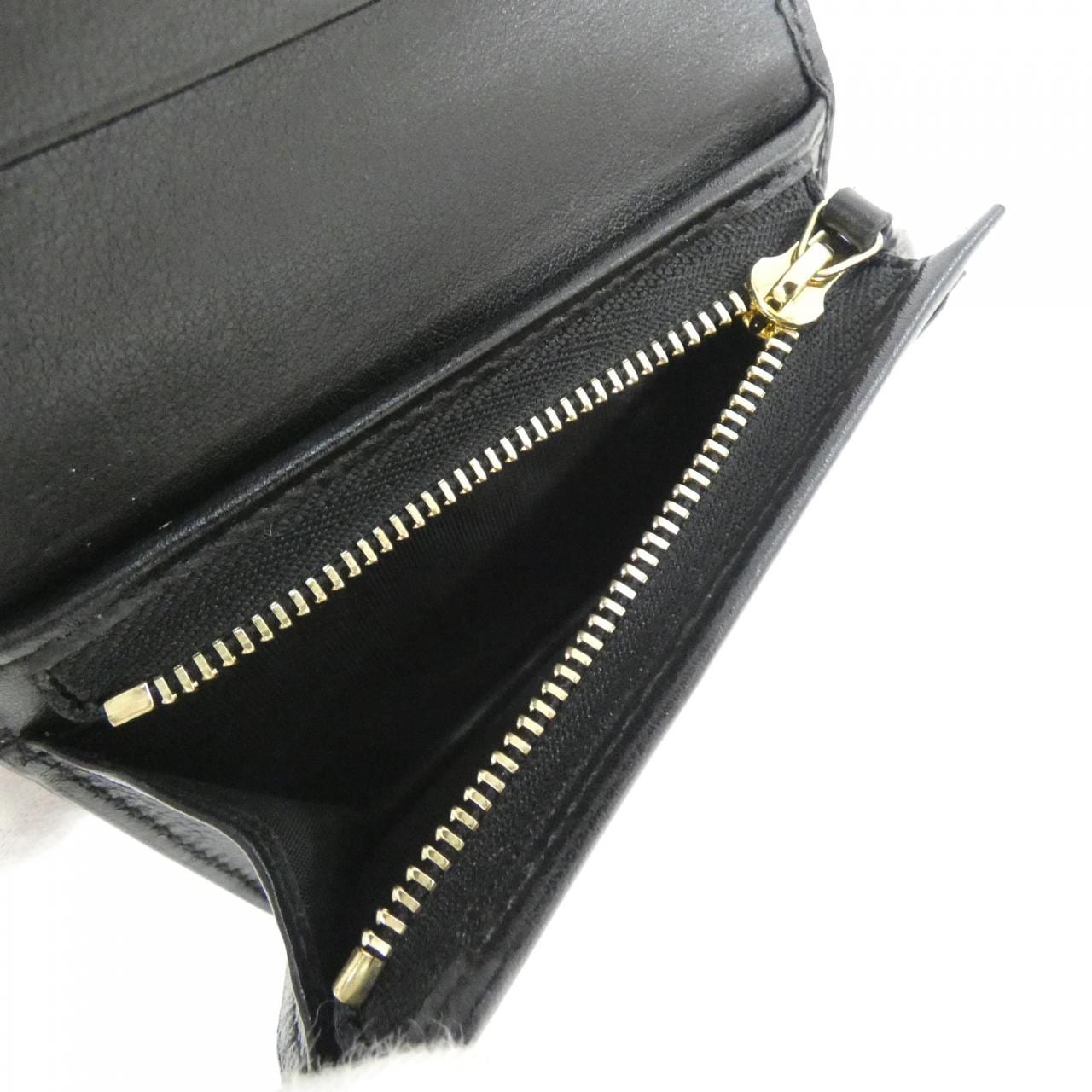 グッチ 723786 UM8IG 財布