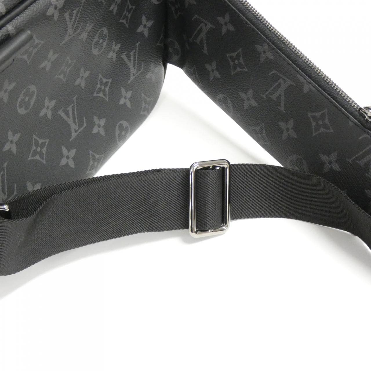 LOUIS VUITTON Monogram Eclipse 腰包 M42906 單肩包