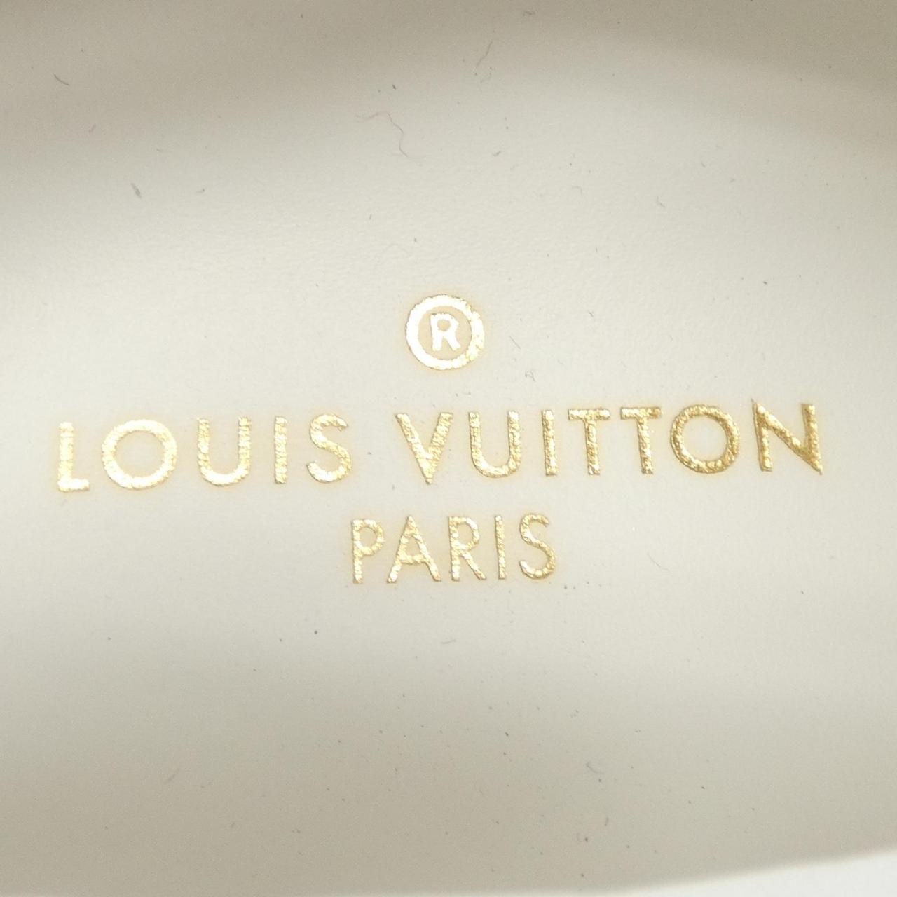 ルイヴィトン LOUIS VUITTON スニーカー