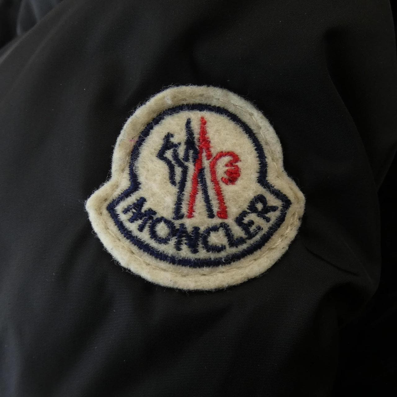 モンクレール MONCLER ダウンコート