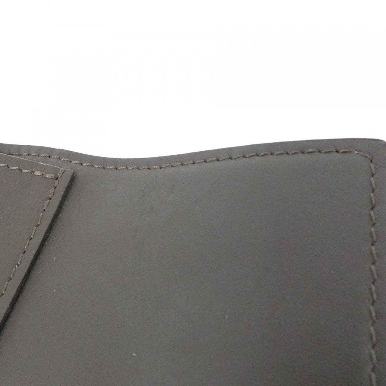 ルイヴィトン ポルトフォイユ カプシーヌ コンパクト M62159 財布