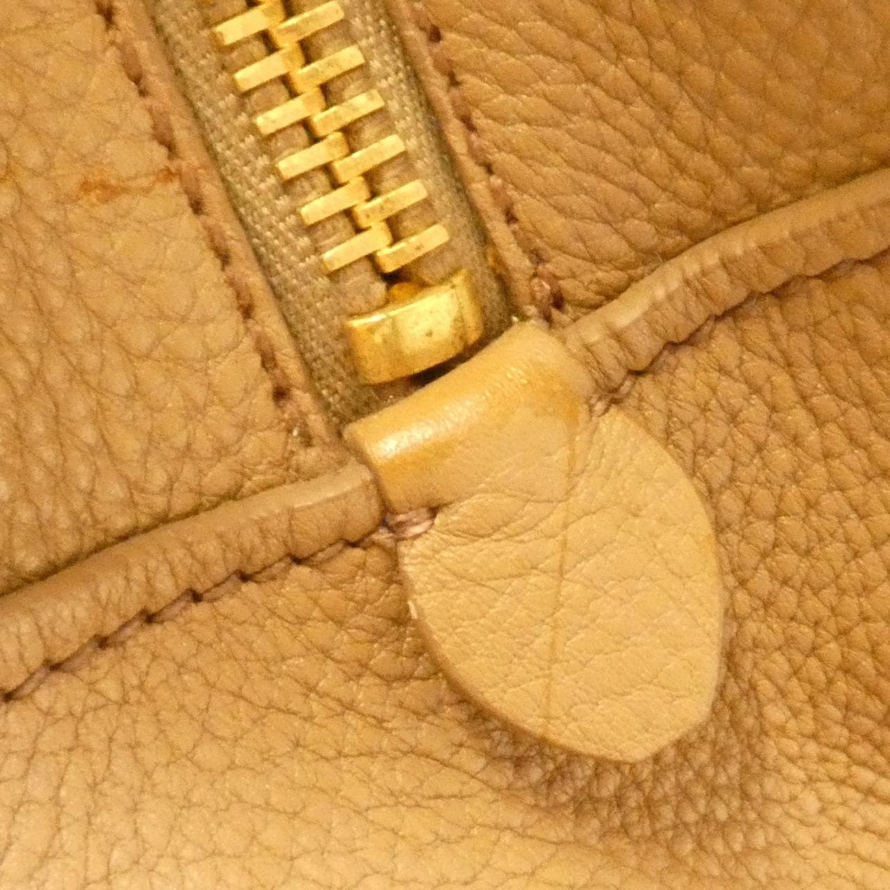 ミュウミュウ RN0905 バッグ