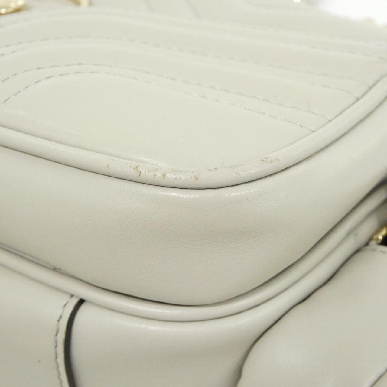 グッチ GG MARMONT 2 795228 AADPJ ショルダーバッグ