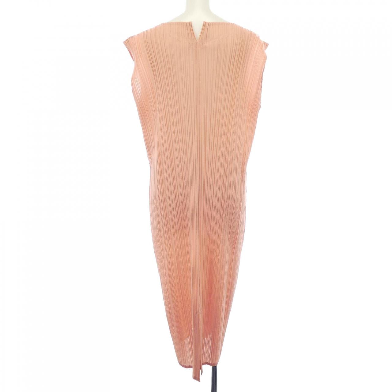 百褶PLEATS PLEASE連衣裙