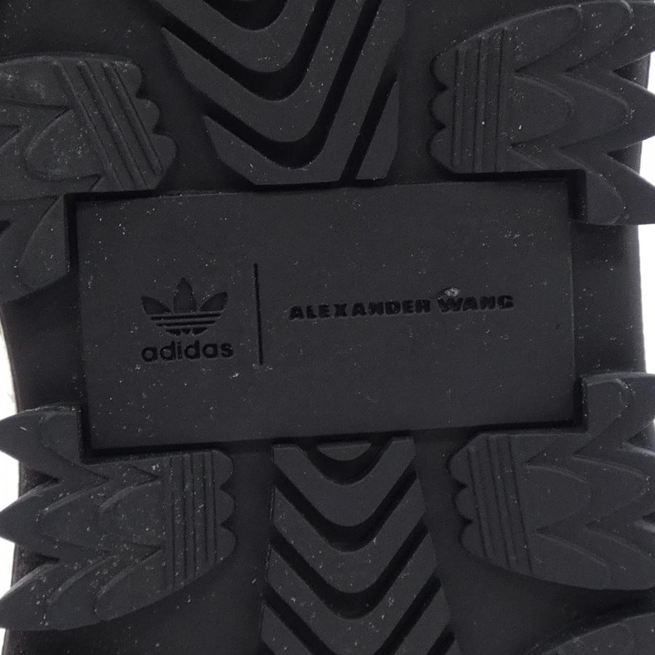 アディダス ADIDAS スニーカー