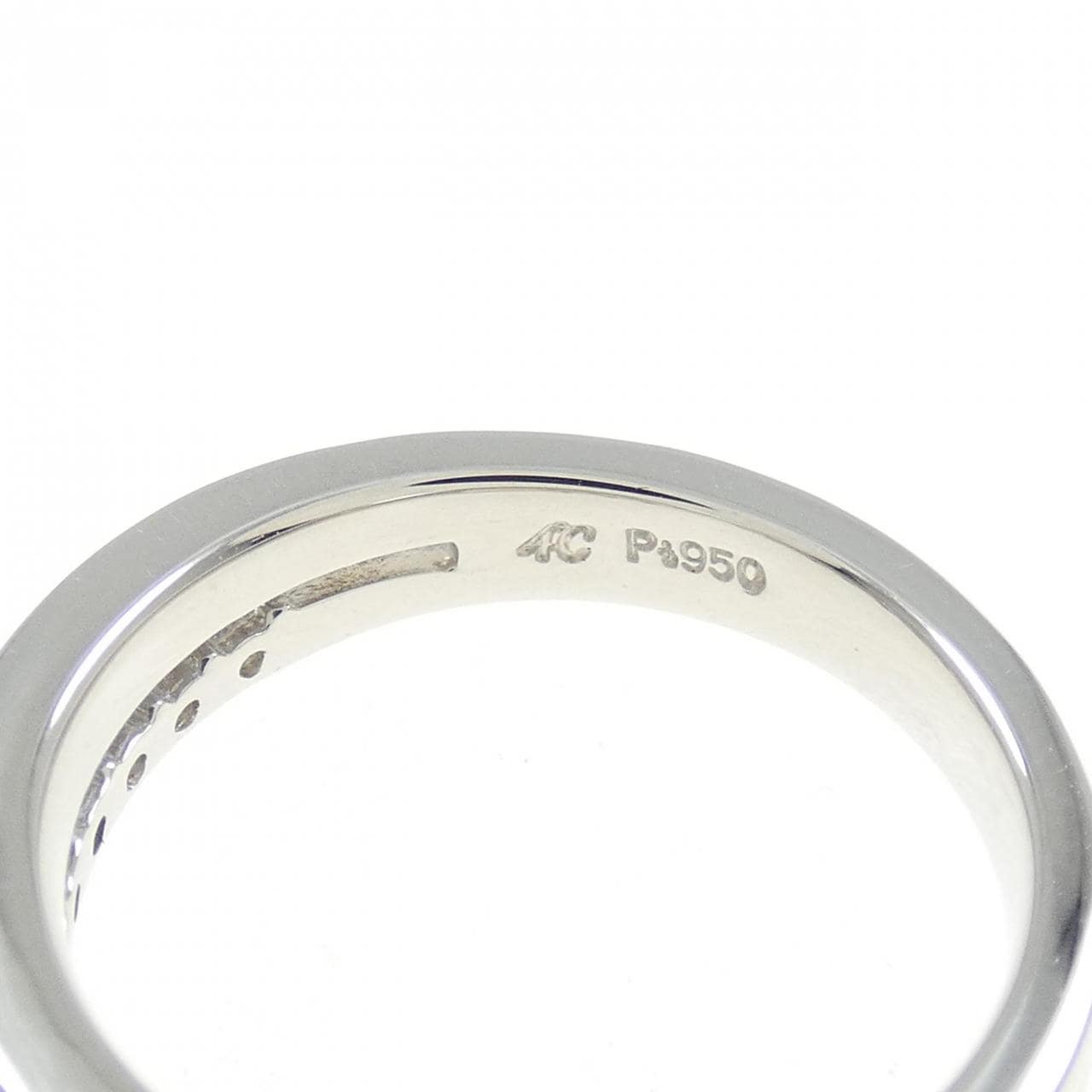 4゜C Diamond ring